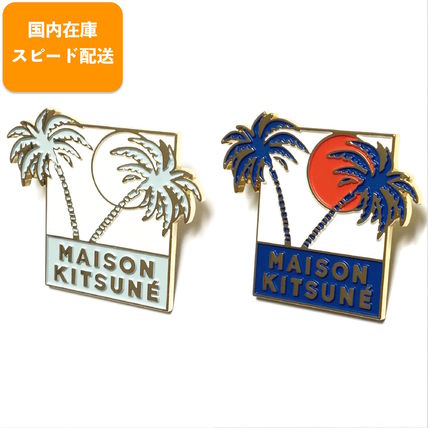 MAISON KITSUNE ファッション雑貨・小物その他 【国内在庫有り】Maison Kitsune　パームツリー ピンバッジ