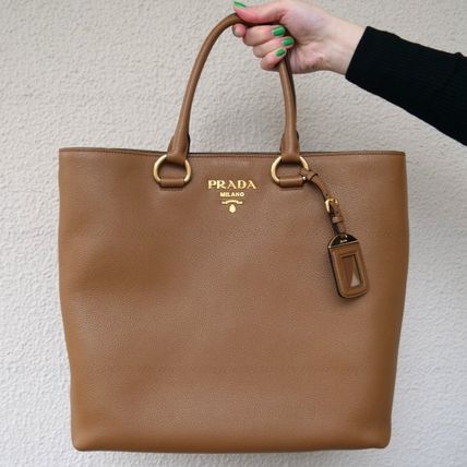レザー(本革) PRADA x トートバッグ(レディース)|新作を海外通販 レザー(本革) PRADA x トートバッグ(レディース)|新作を海外通販