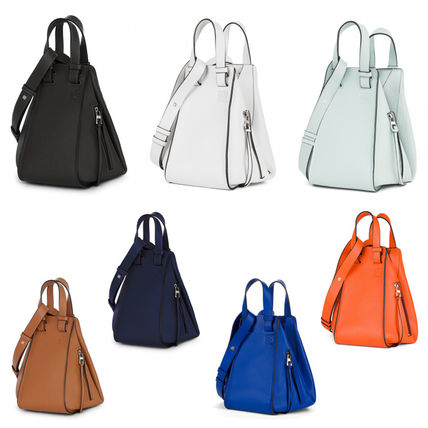 スペイン王室御用達[ LOEWE ]気になるX'mas限定コレクションは