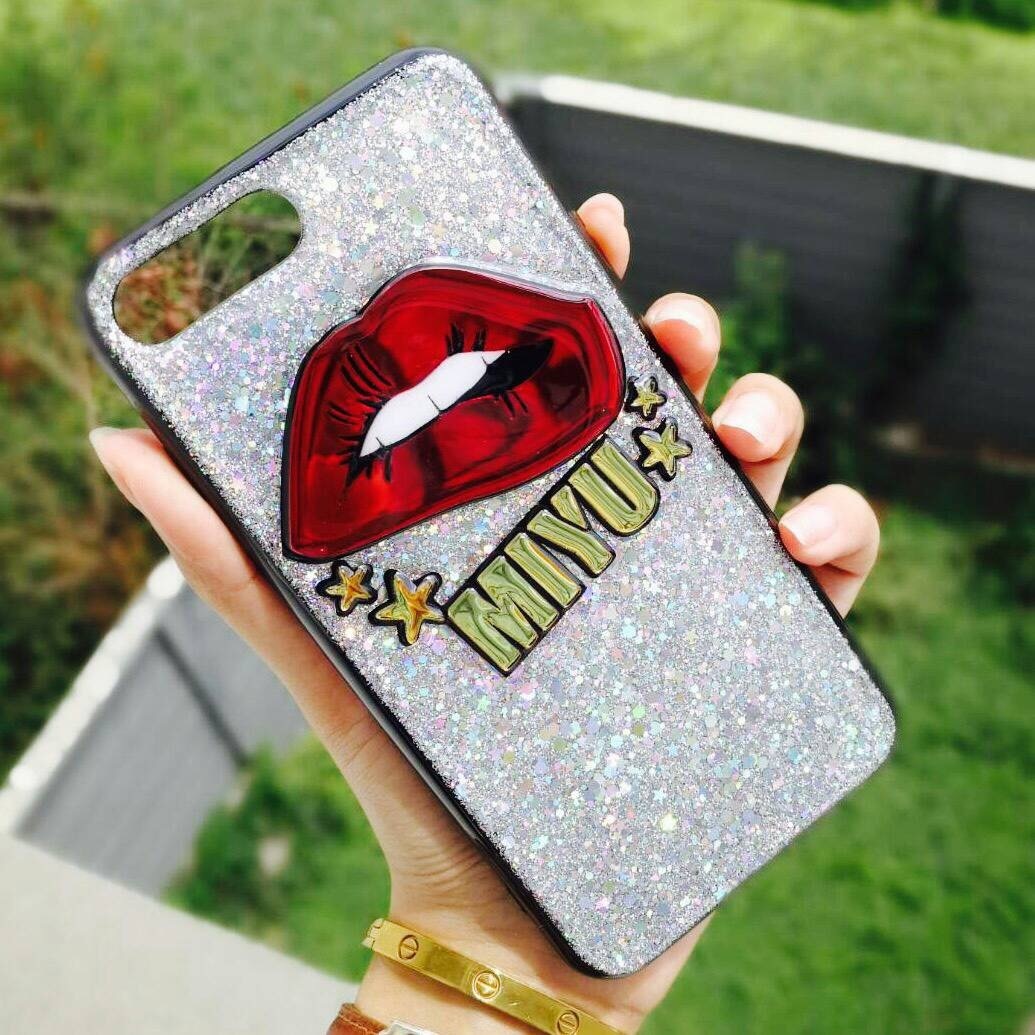 新作iphoneケース★SEXYレッドLIPに名前が入れられるケース