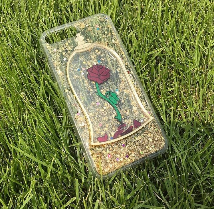 新作iphoneケース☆ゴールドのラメに赤の薔薇が可愛いケース