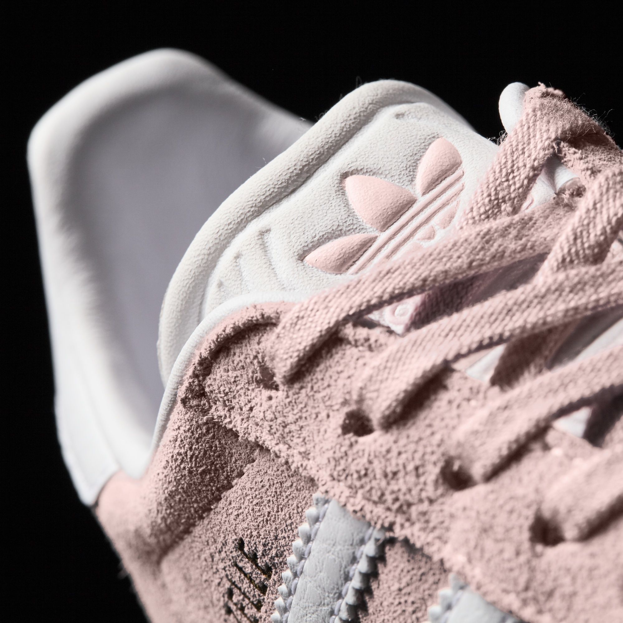 即発!! 爽やか!! women's Adidas ☆ GAZELLE ガゼル ピンク