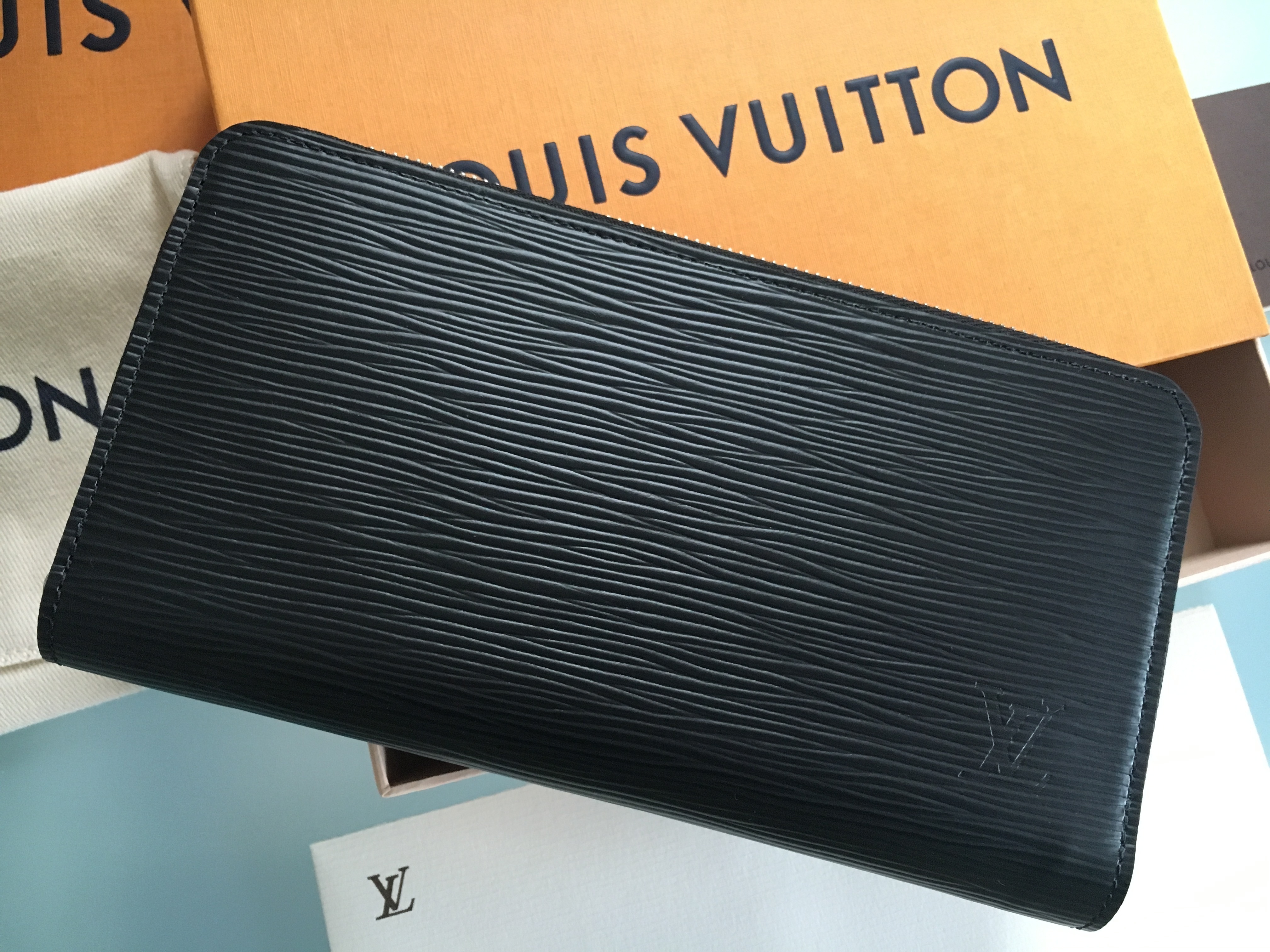 貴重！国内外完売の人気のエピ ブラック☆LOUIS VUITTON☆長財布