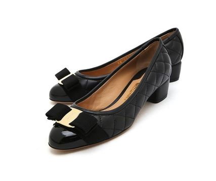 FERRAGAMO(フェラガモ) パンプス(レディース) - 海外通販のBUYMA