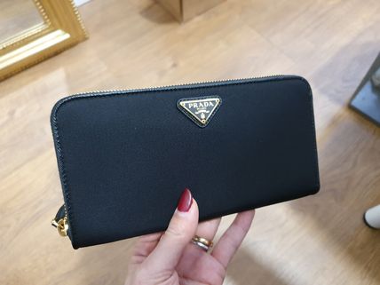 PRADA x 長財布(レディース) - 海外通販のBUYMA