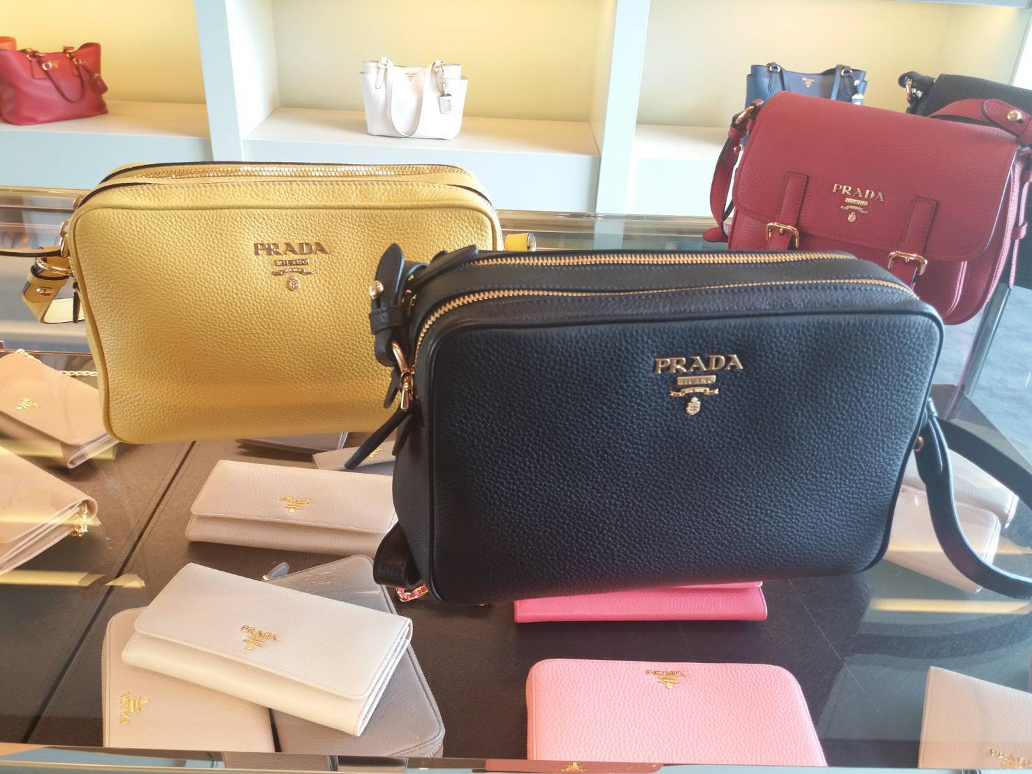 ☆PRADA 1BH079 Wジップ ショルダーバック VITELLO PHENIX 多色 【初回限定】 1BH079 PRADA ダブルジップ NERO PHENIX VITELLO ショルダーバッグ