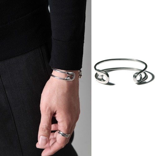 ☆ARMO☆ SILVER SAFETY PIN CUFF ブレスレット