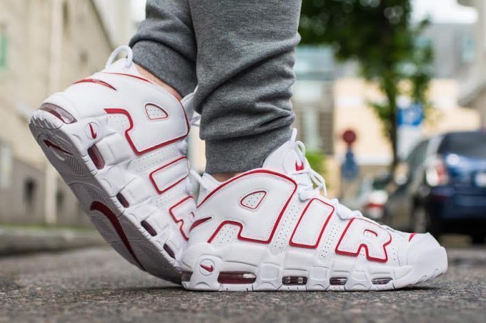 Nike Air More Uptempo White/Varsity Red シカゴ ブルズ 送料込