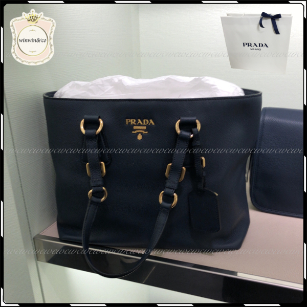 国内発送◆PRADA 絶対欲しい!ハンドルがかわいいトートバッグ