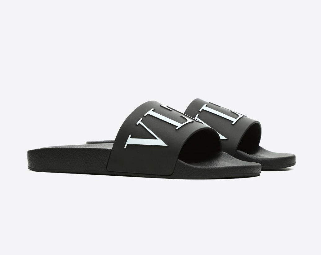 【関税負担】 VALENTINO VLTN RUBBER SANDAL