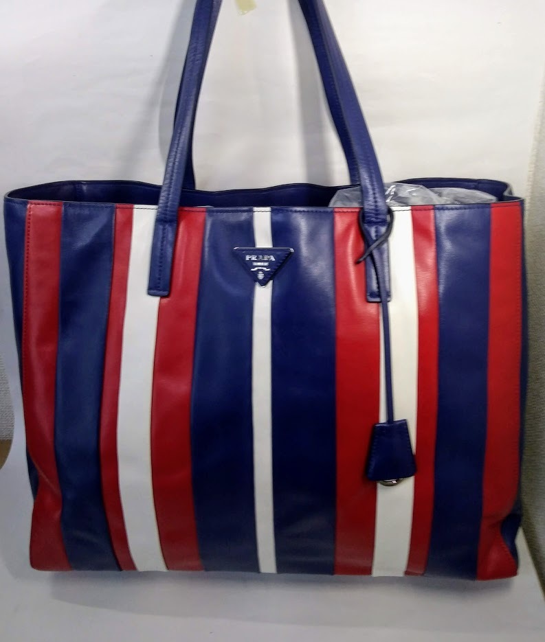 【国内発】超レア! PRADA 1BG067 ショルダーレザー トートバッグ