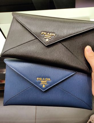 PRADA(プラダ) 長財布(レディース) - 海外通販のBUYMA