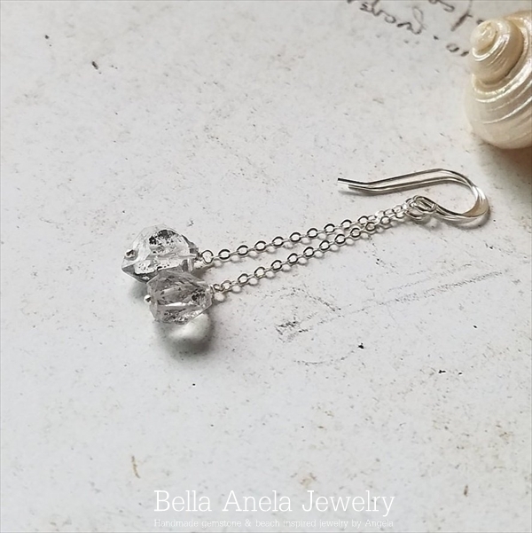 Herkimer DIAMOND ミニマル ピアス ハワイ BellaAnela #590 Herkimer DIAMOND ミニマル ピアス ハワイ BellaAnela #590 ピアス