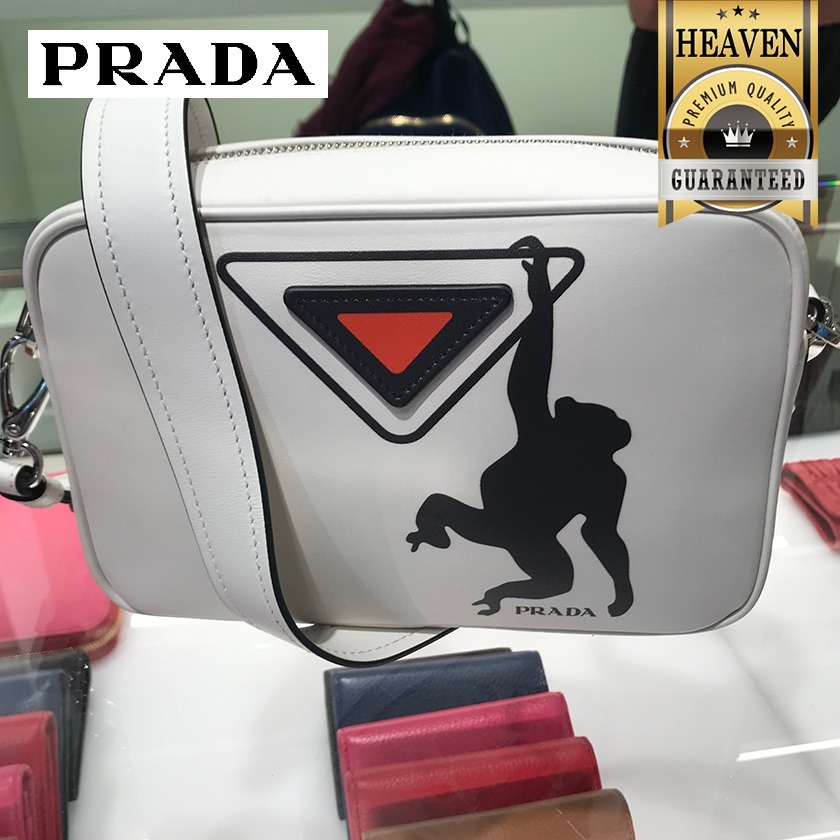 １点限り！VIP顧客セール★累積売上総額第１位！┃PRADA★1BH093