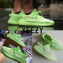 YEEZY BOOST 350 V2 "GLOW IN THE DARK"  - イージーブースト