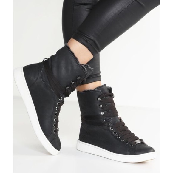 UGG スニーカー SALE【折り返し自由】UGGアグStarlynハイトップレザースニーカー(13)