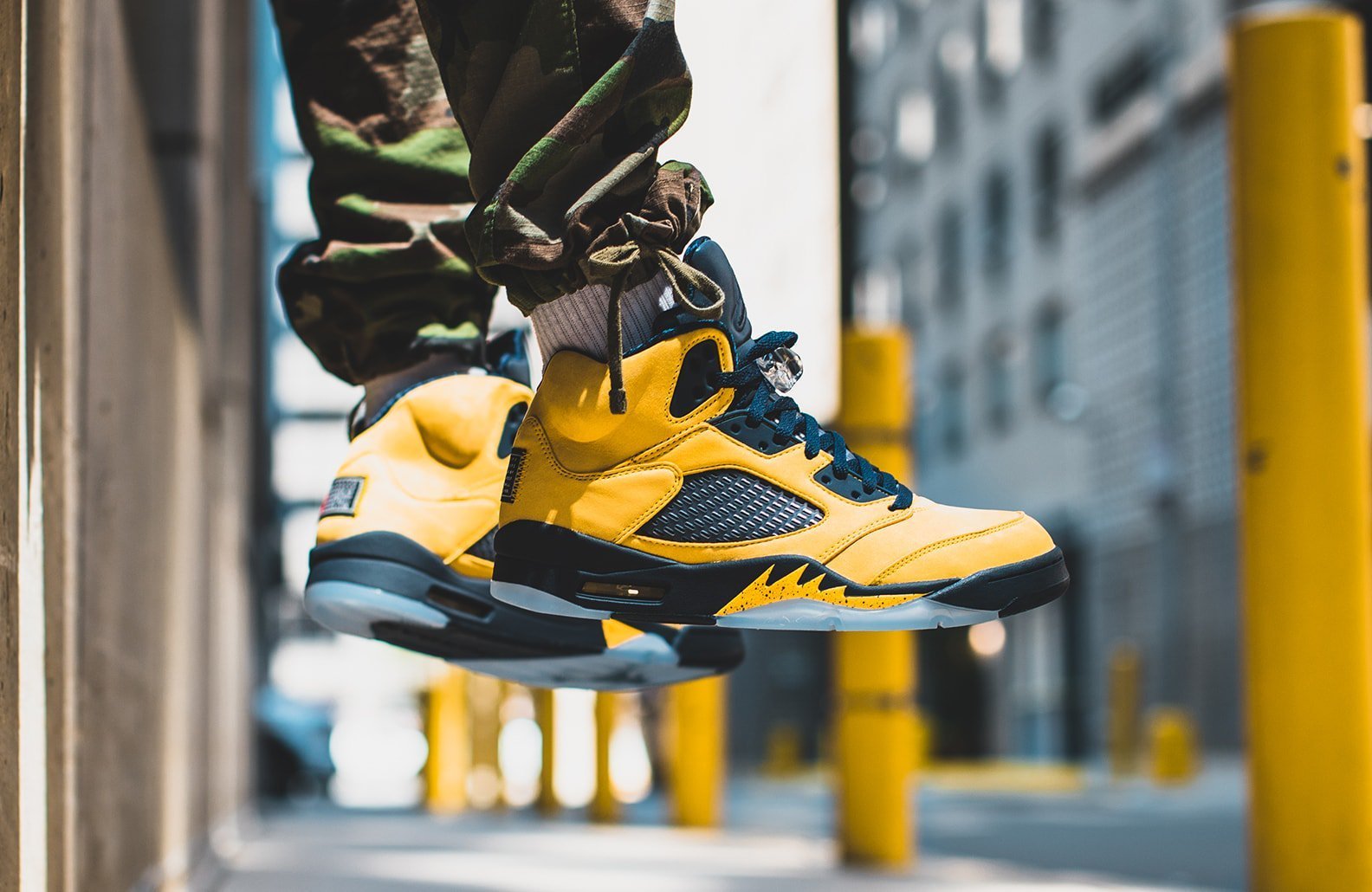 海外限定 送関込 NIKE AIR JORDAN 5 RETRO MICHIGAN 26~30㎝