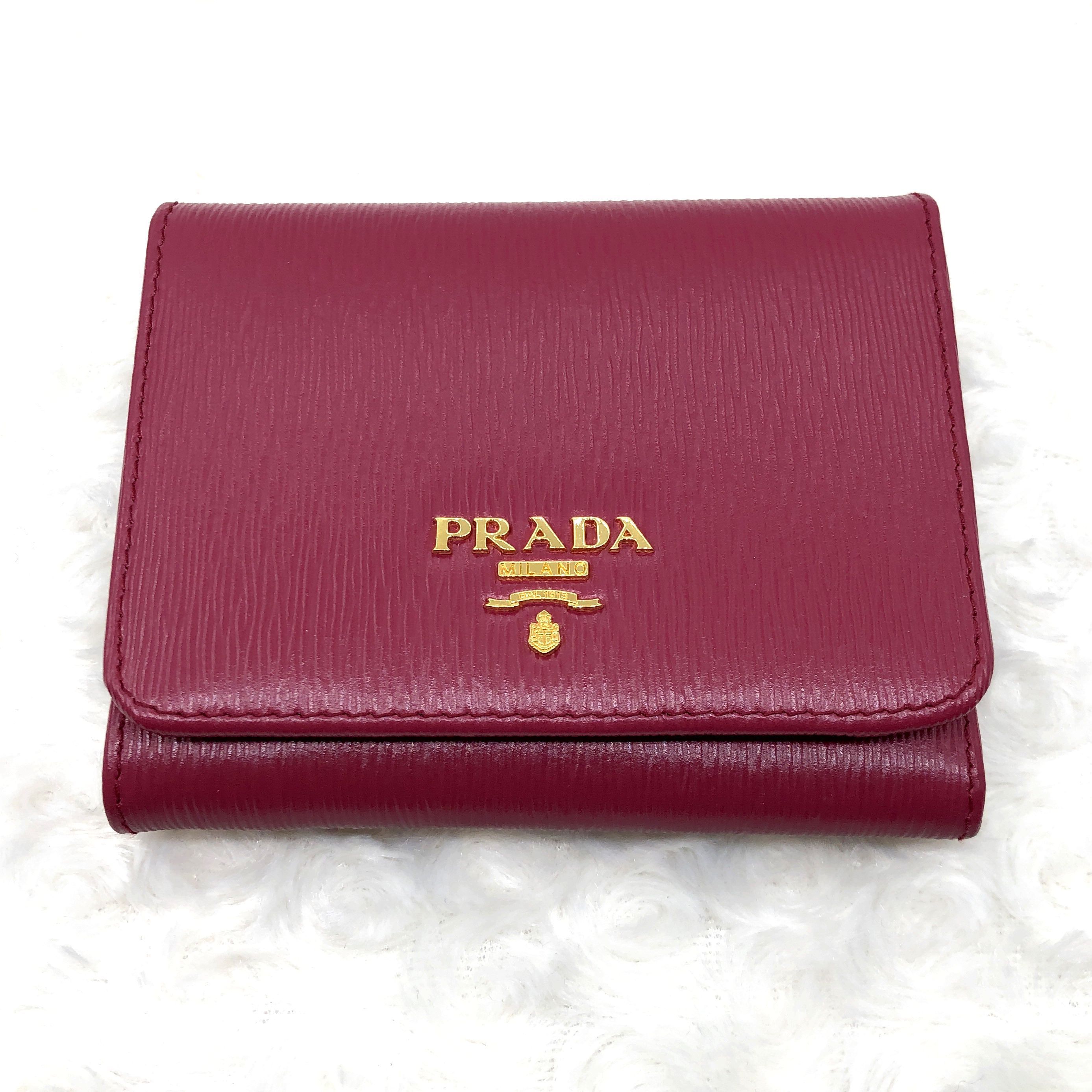 PRADA【定番ピンク☆IBISCO】1MH176 VITELLO MOVE 3つ折り財布