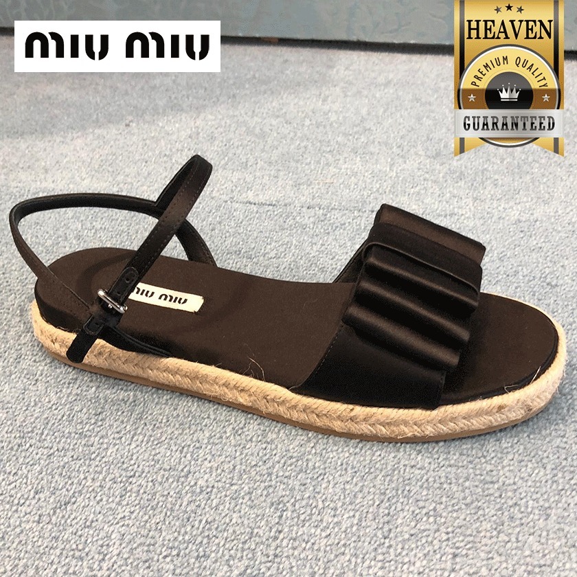 【累積売上総額第１位！】MIUMIU ★サンダル┃5X510C