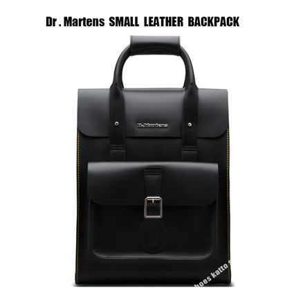 Dr Martens x バックパック・リュック(レディース)|新作を海外通販 Dr Martens x バックパック・リュック(レディース)|新作を海外通販