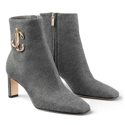 Jimmy Choo x ショートブーツ・ブーティ(レディース) - 海外通販のBUYMA セールの時期 ジミーチューのブーツ ブーツ