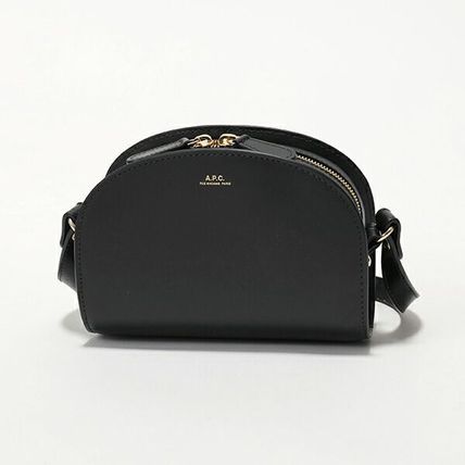 ハーフムーン A.P.C.(アーペーセー) - 海外通販のBUYMA