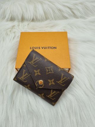 Louis Vuitton 折りたたみ財布 【LOUIS VUITTON】モノグラム ヴィクトリーヌ ウォレット在庫