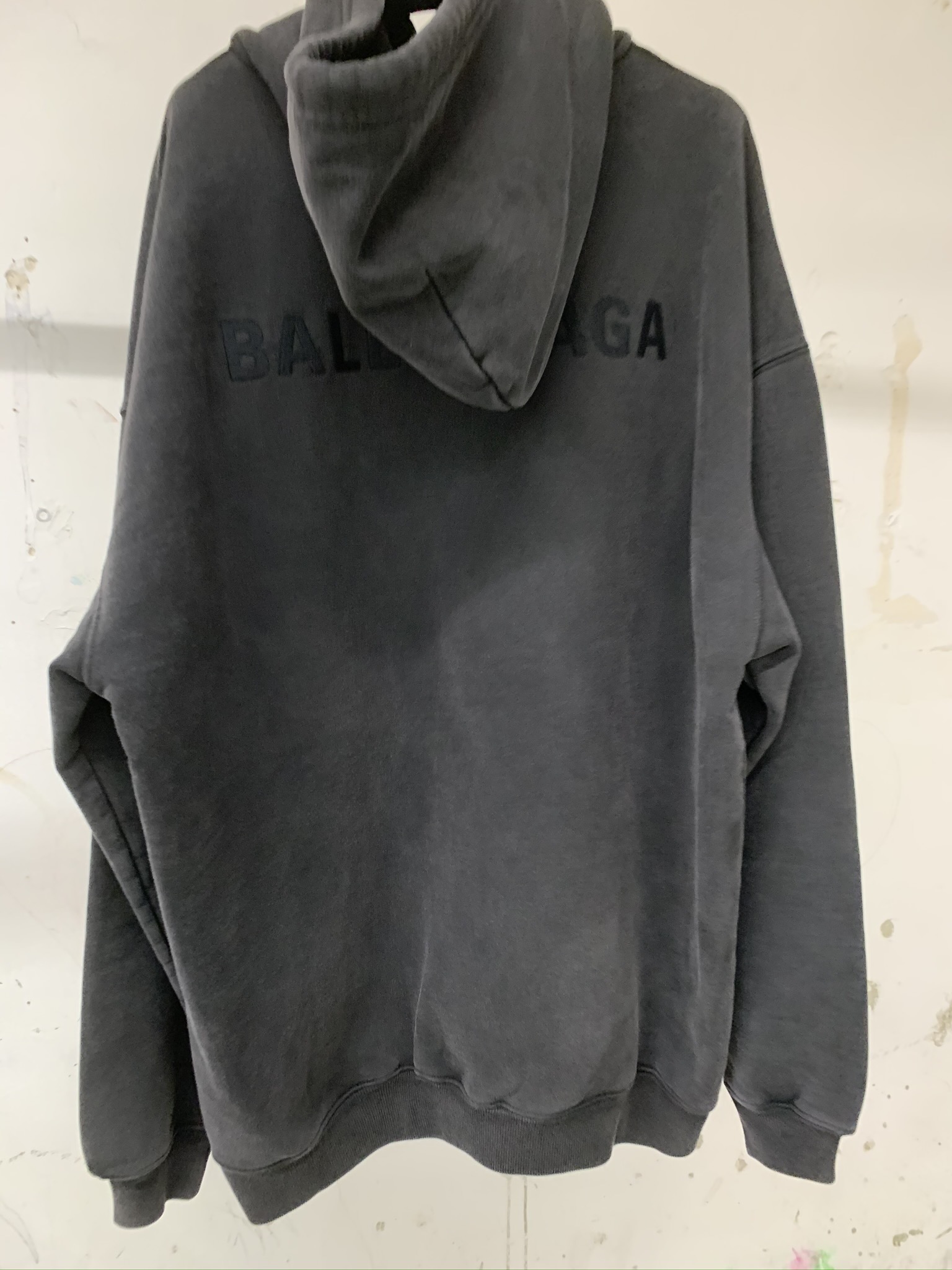 バレンシアガメンズバックロゴパーカー*フーディ各色入手困難