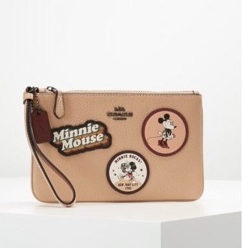 CoachxDisneyコラボミニーマウスパッチレザーリストレットポーチ