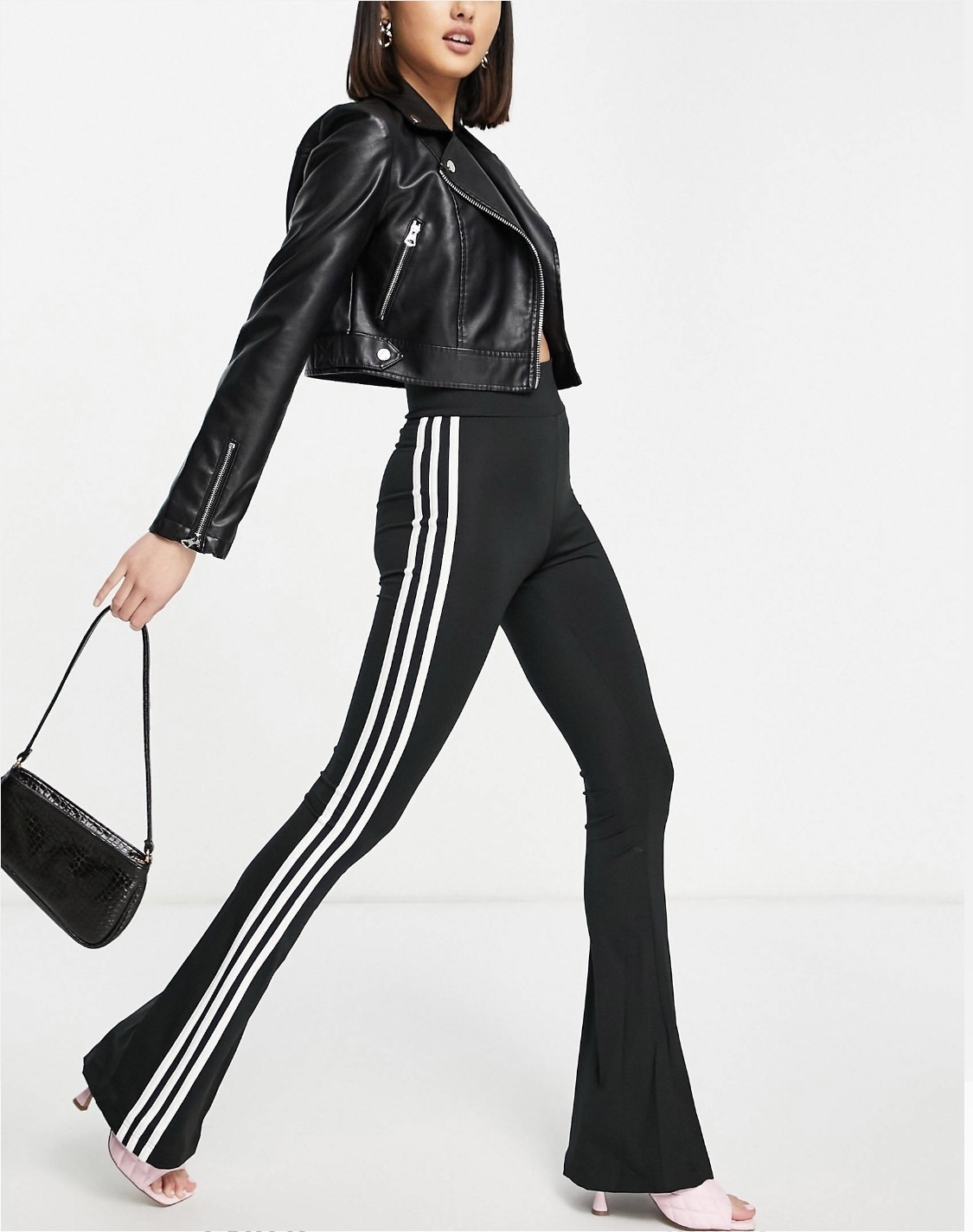 新作 Originals adidas ☆ パンツ ジョガー スリーストライプ パンツ 新作 Originals adidas ☆ パンツ ジョガー スリーストライプ パンツ