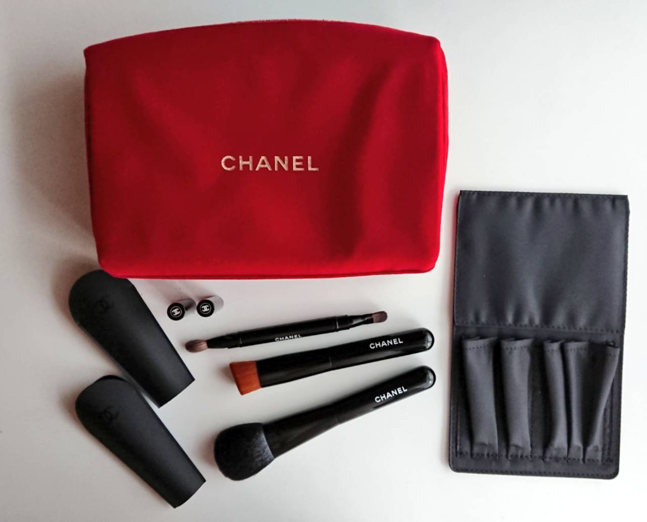 Shop CHANEL CHANCE Unisex Collaboration Tools & Brushes by Punahou