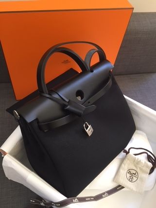 HERMES ハンドバッグ NEW HERMES◆HERBAG RETOURNE 31BLACK◆