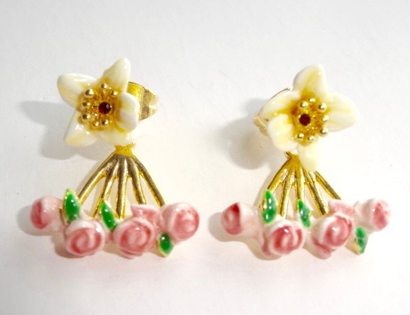 即発 ● レネレイド ピアス 花 耳たぶの下からバラが出る 2Way