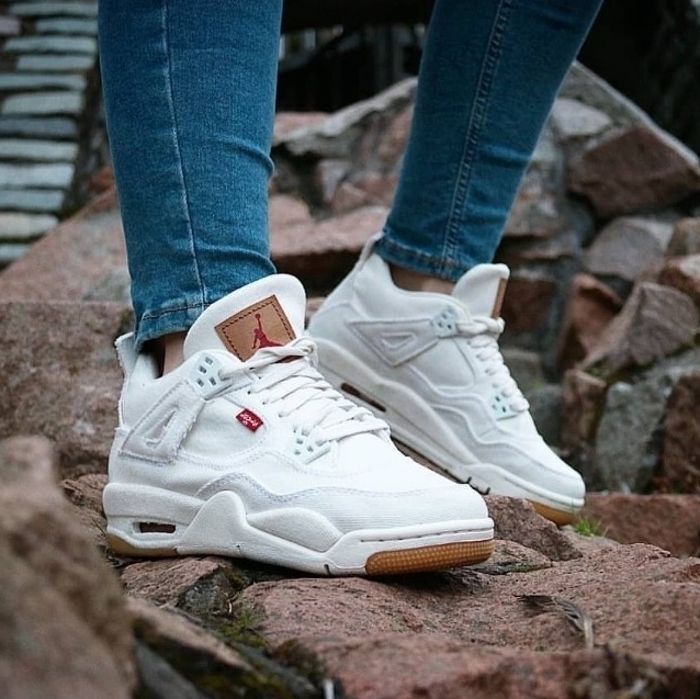 Levi's NIKE air jordan 4  26.0