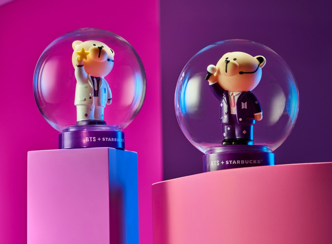 【日本未発売】スターバックス BTS コラボ ポーチ小 日本未発売】スターバックス BTS コラボポーチ大 - メルカリ