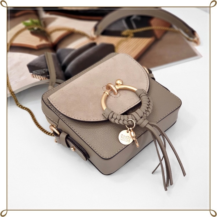 新作★SEE BY CHLOE★JOAN MINIカメラスエードショルダーバッグ 新作☆SEE BY CHLOE☆JOAN MINIカメラスエードショルダーバッグ