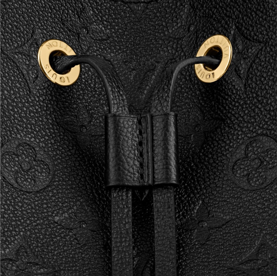 ☆安心の国内発送☆ LV ネオノエ 新モデル☆希少♪ ☆安心の国内発送☆ LV ネオノエ 新モデル☆希少♪