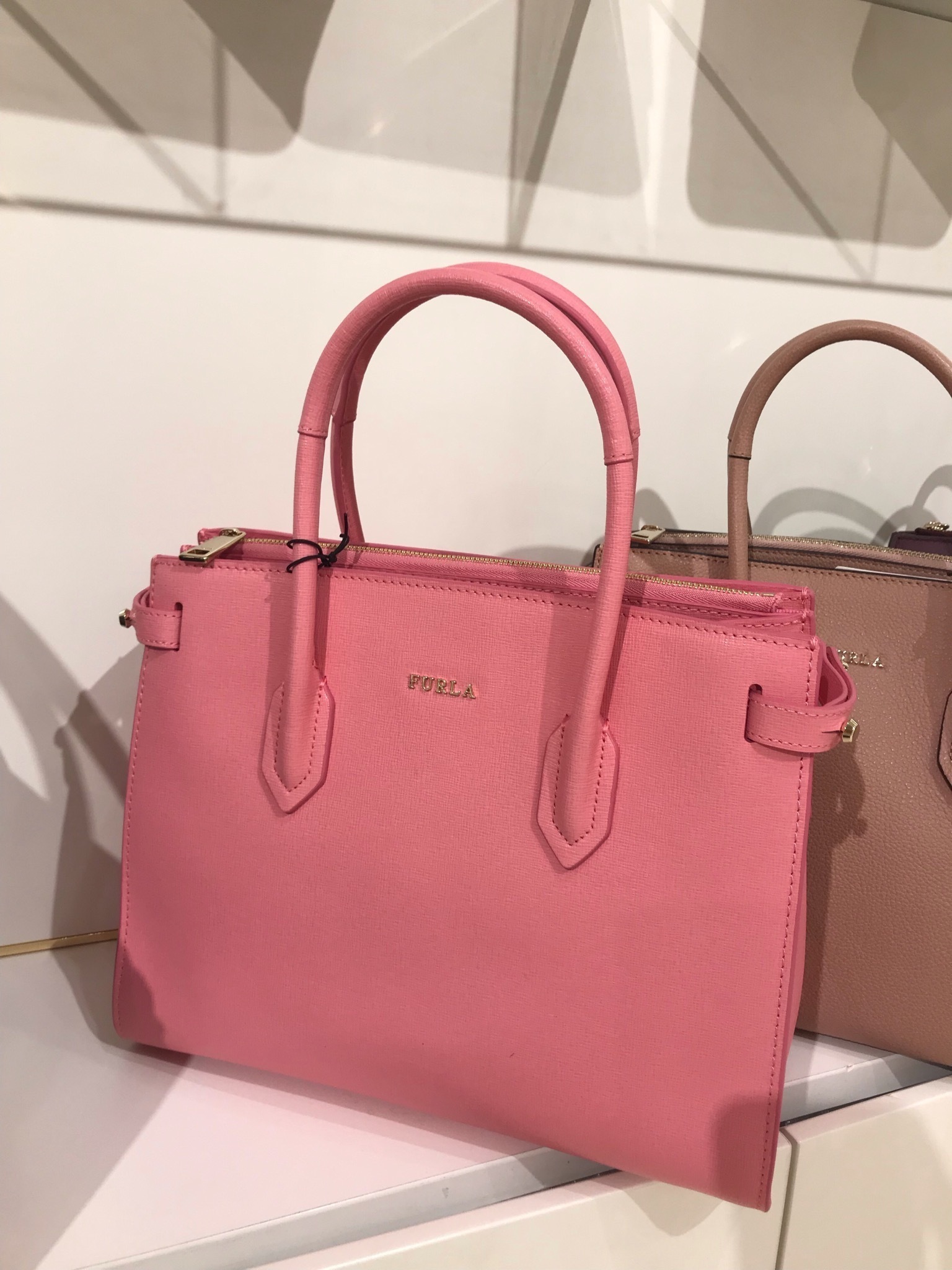 1点限定!!【FURLA】PIN☆トート☆2WAY☆FLAMINGO☆関送込