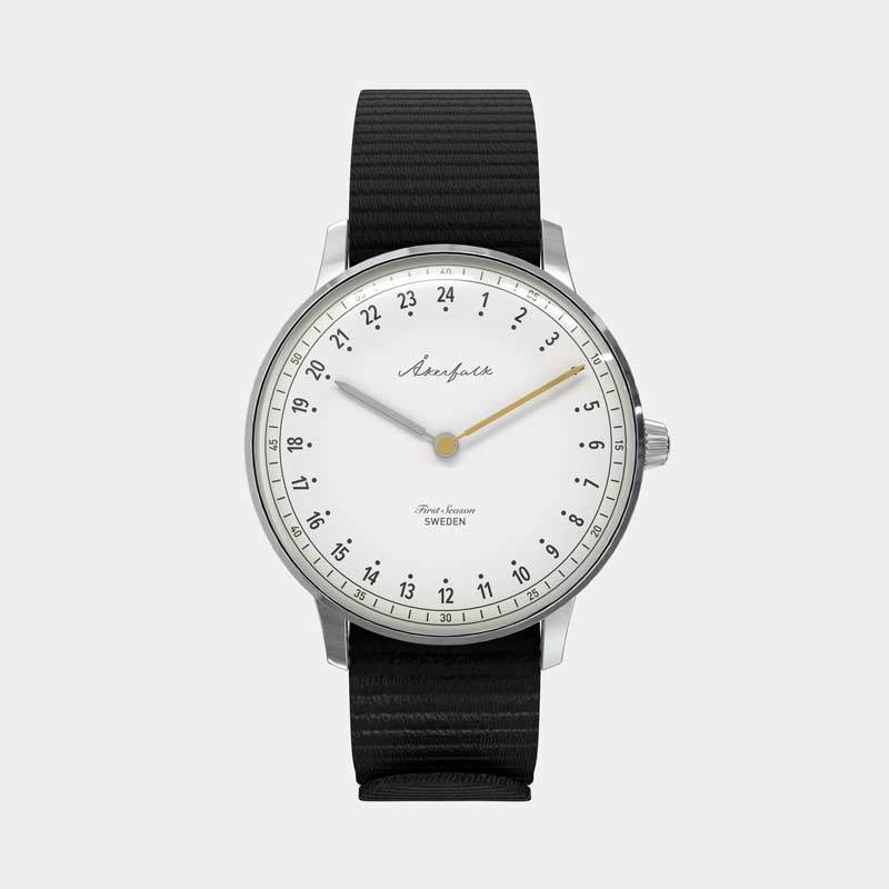 即納【日本未入荷】スウェーデンから24時間表示時計 Akerfalk