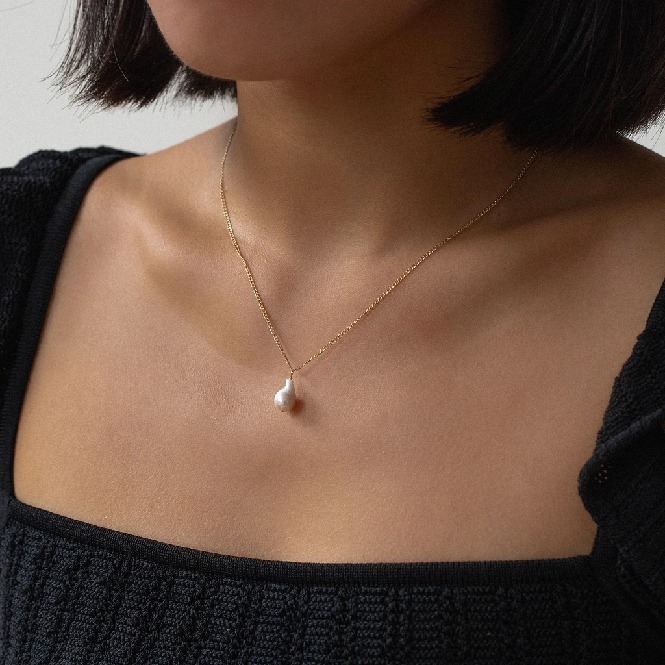 注目！【leah alexandra】海外セレブ愛用 BABY BAROQUE NECKLACE
