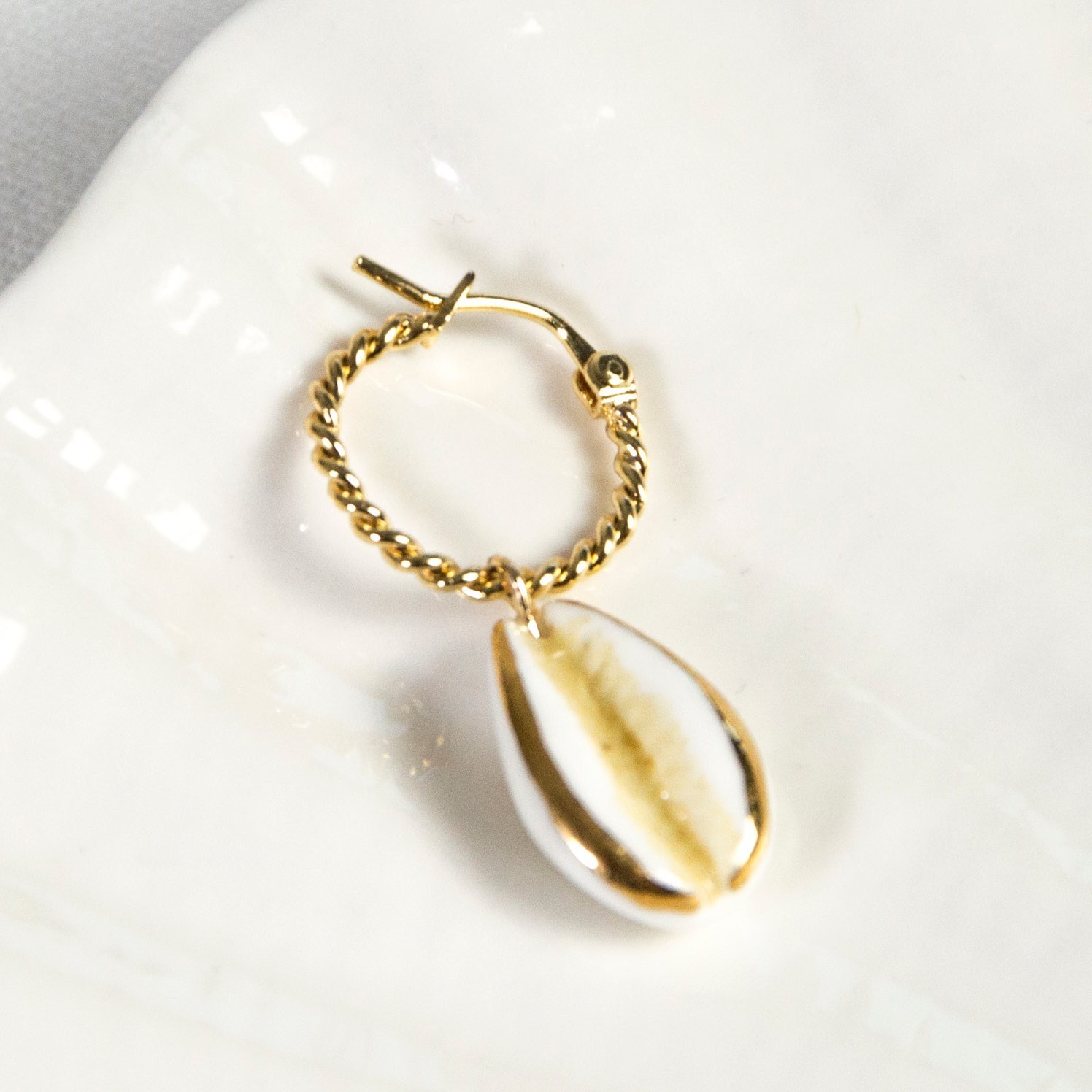 新作＊日本未入荷 nach MINI CREOLE COQUILLAGE 単体ピアス