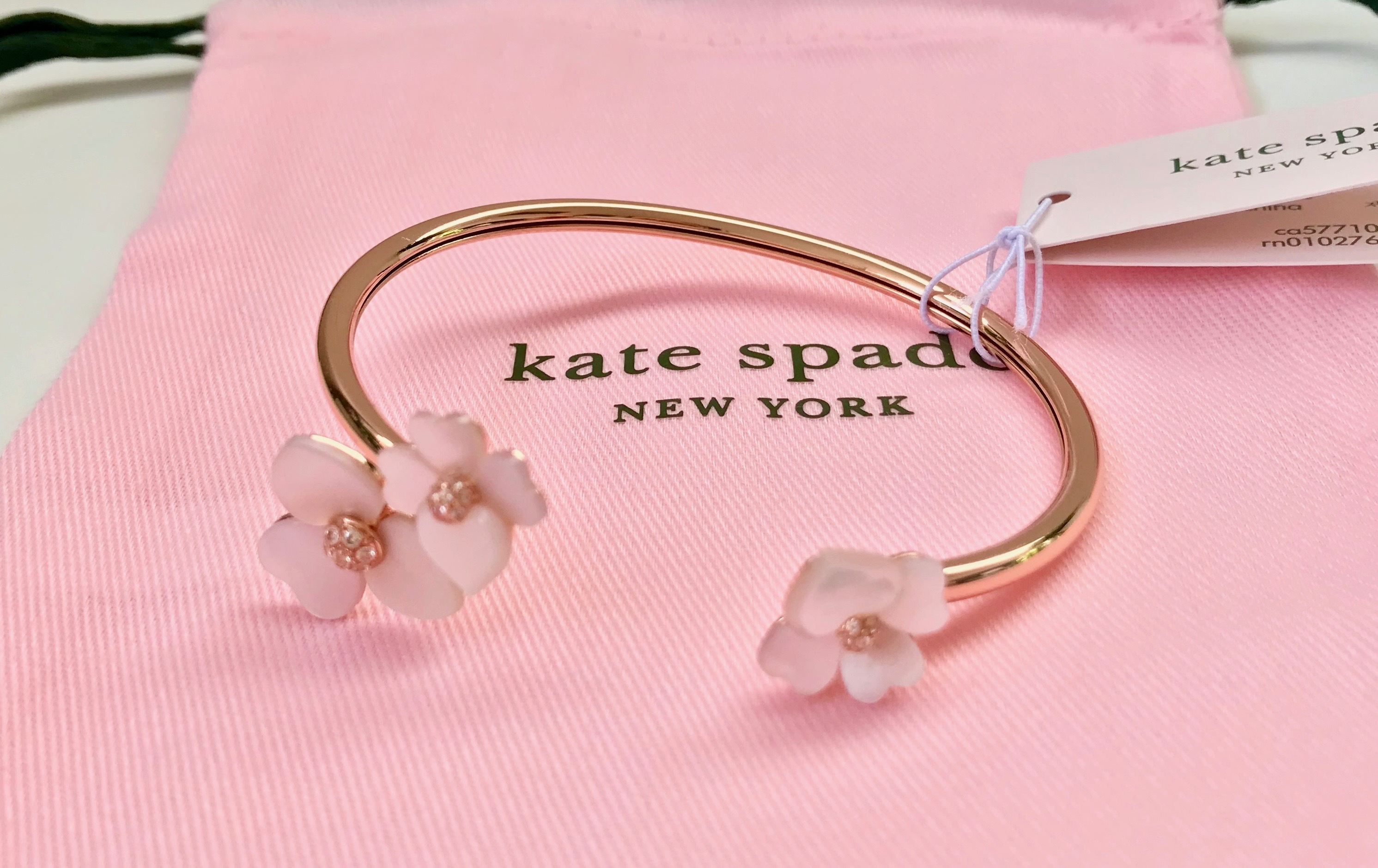 【送料無料/新品】 【kate spade】可憐☆プレシャス バングル パンジーフレックス ブレスレット 【送料無料/新品】 【kate spade】可憐☆プレシャス バングル パンジーフレックス ブレスレット