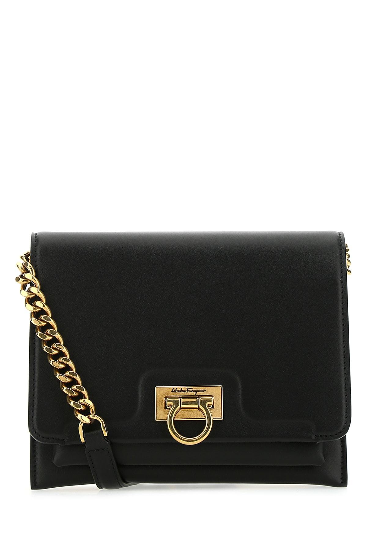 【関税負担】 SALVATORE FERRAGAMO Trifolio crossbody bag