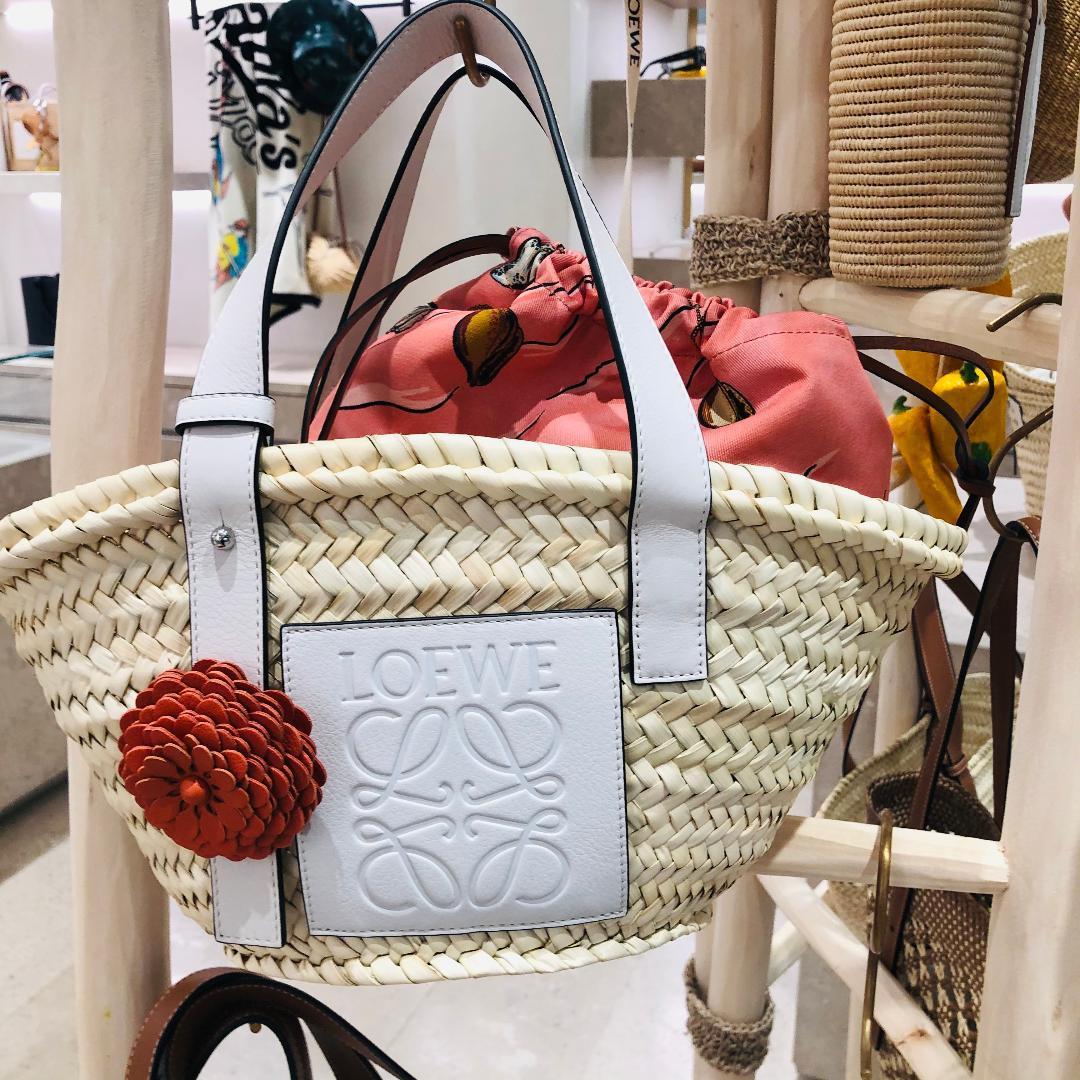 日本未入荷【LOEWE】スモール バスケットトートバッグ♪