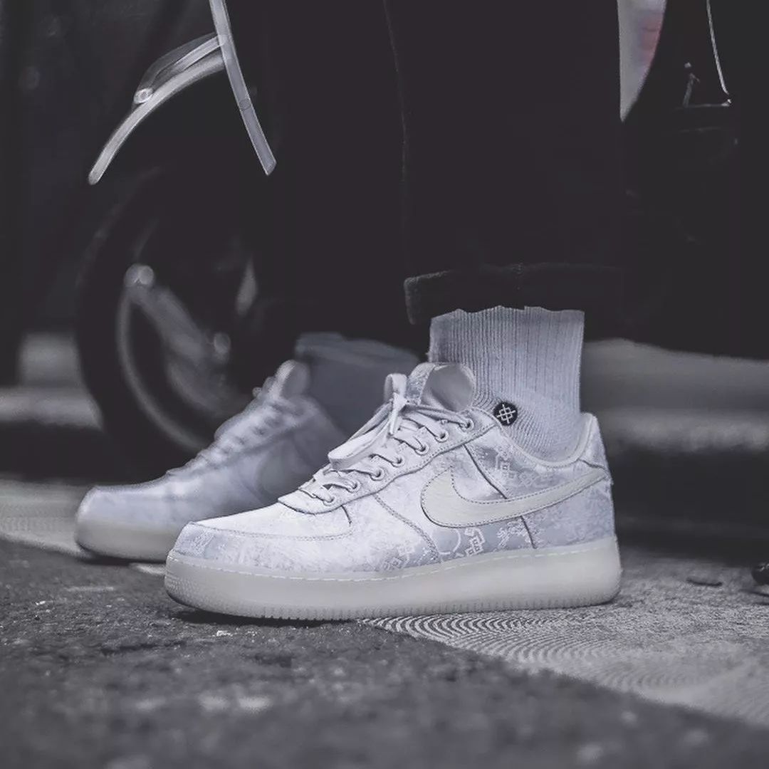 【福袋セール】
Nike Air Force 1 CLOT 1WORLD エアフォースワン クロット スニーカー 【福袋セール】
Nike Air Force 1 CLOT 1WORLD エアフォースワン クロット スニーカー
