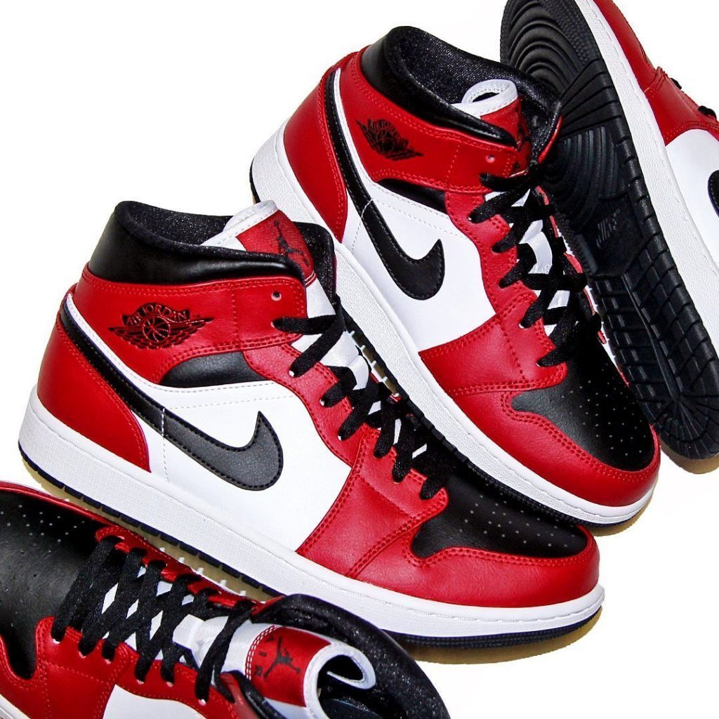 送関込 NIKE AIR JORDAN 1 MID CHICAGO BLACK TOE 25〜30㎝