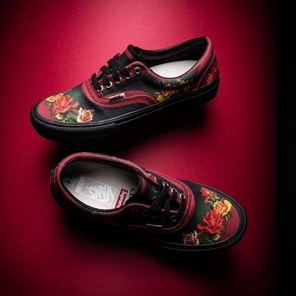 シュプリームバンズエラ　ゴルチェコラボ シュプリーム x ヴァンズから23年春のコラボフットウェアが到着
