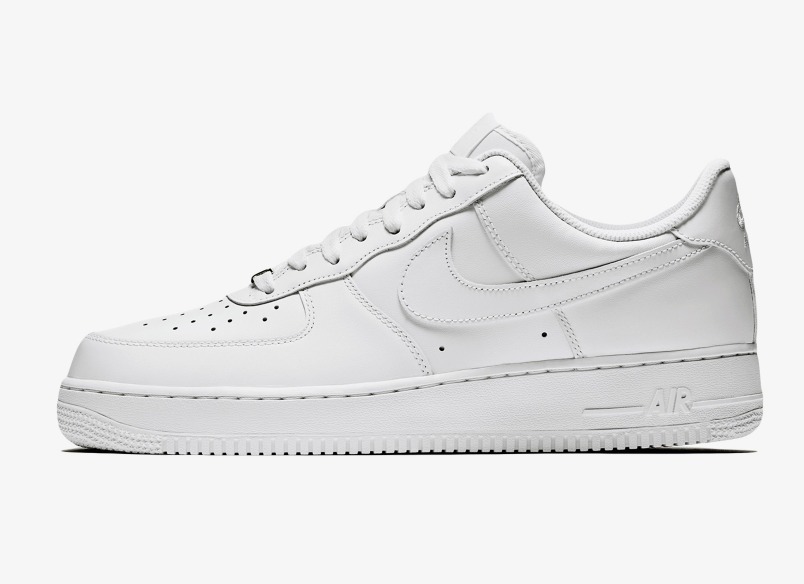人気★日本未入荷★NIKE★AIR FORCE 1 07★スニーカー★24-29cm