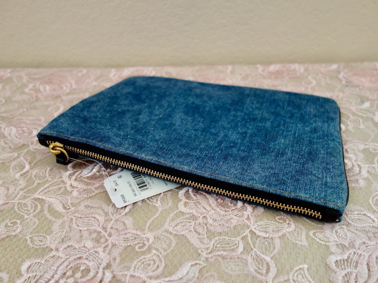 国内発送 COACH Turnlock Canvas Pouch 89368 国内発送 COACH Turnlock Canvas Pouch 89368 (Coach