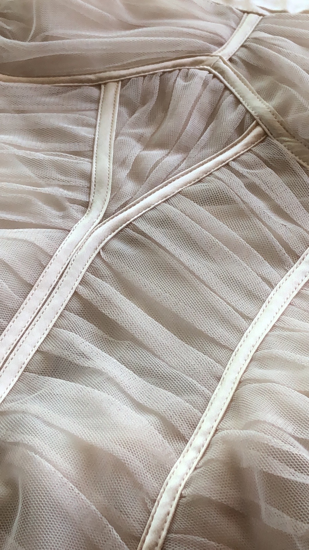 bcbgmaxazria チュールキャミワンピース チューブトップパーティ bcbgmaxazria チュールキャミワンピース チューブトップパーティ